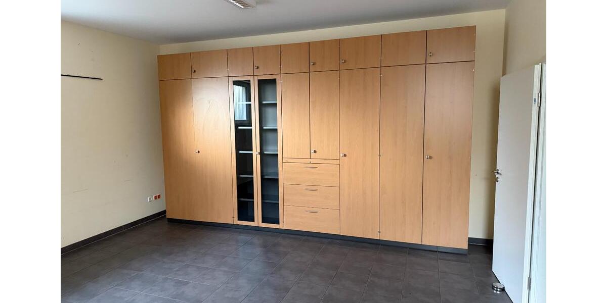 Gewerbeobjekt Wettin-Löbejün Löbejün - 7 Zimmer, 8&euro; | Angebot:24666695