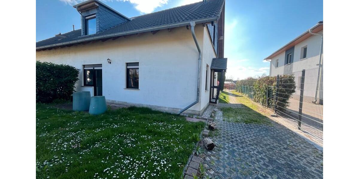 Doppelhaushälfte Markranstädt - 5 Zimmer, 180 m&sup2;, 1.500&euro; | Angebot:24720220