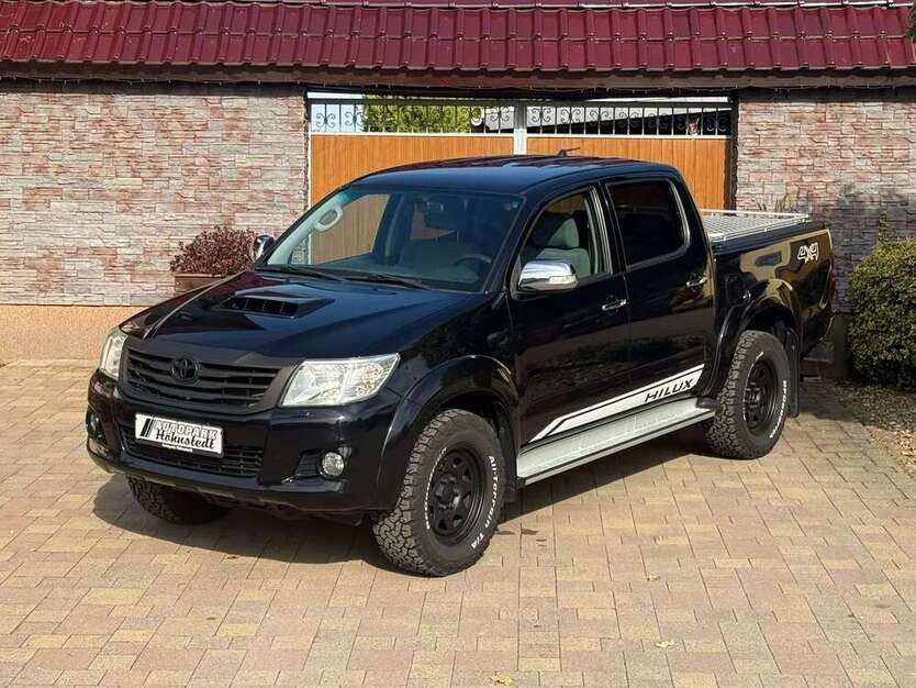 Toyota Hilux 167.344 km 24.900 € Salzatal OT Höhnstedt 06198