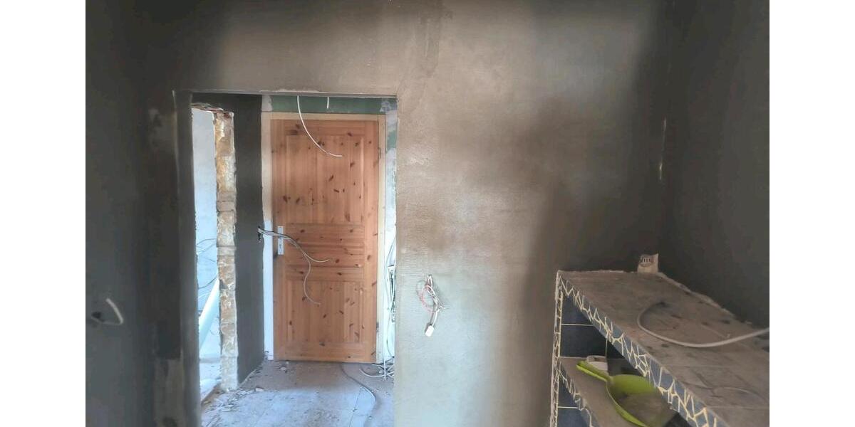 Dachgeschoßwohnung Südliches Anhalt - 4 Zimmer, 75 m&sup2;, 380&euro; | Angebot:26025268