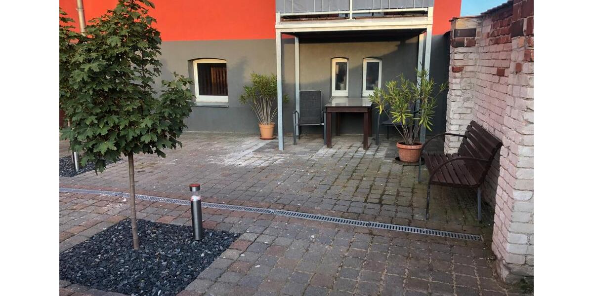 Dachgeschoßwohnung Halle (Saale) Damaschkestraße - 2 Zimmer, 79 m&sup2;, 753&euro; | Angebot:26326586