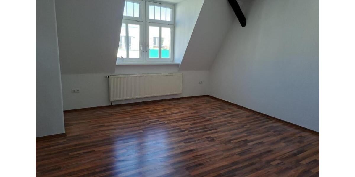 Etagenwohnung Halle (Saale) Damaschkestraße - 3 Zimmer, 74 m&sup2;, 550&euro; | Angebot:26122901