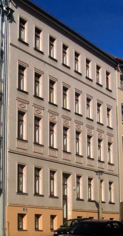 Wohnung zum Mieten in Halle 385 € 49 m²