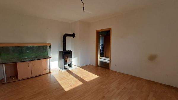 Doppelhaushälfte Ihlewitz Ihlewitz - 7 Zimmer, 196 m&sup2;, 55.000&euro; | Angebot:25664713