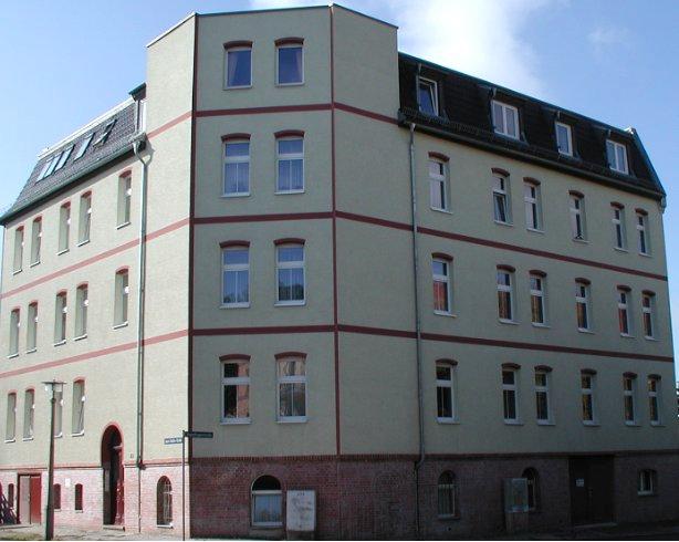 Dachgeschoßwohnung Halle (Saale) Damaschkestraße - 2 Zimmer, 79 m&sup2;, 753&euro; | Angebot:26326586