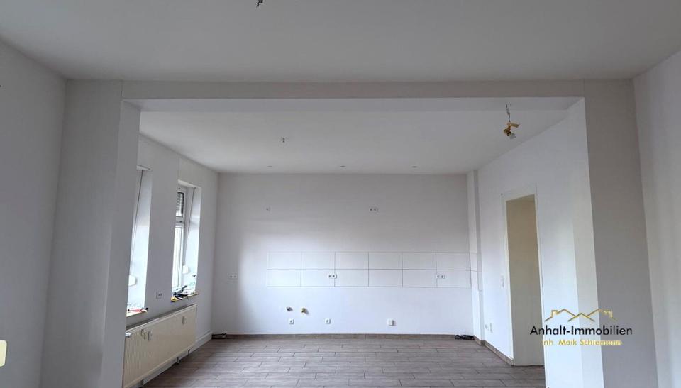 Erdgeschoßwohnung Bitterfeld-Wolfen Bitterfeld - 3 Zimmer, 85 m&sup2;, 560&euro; | Angebot:23740658