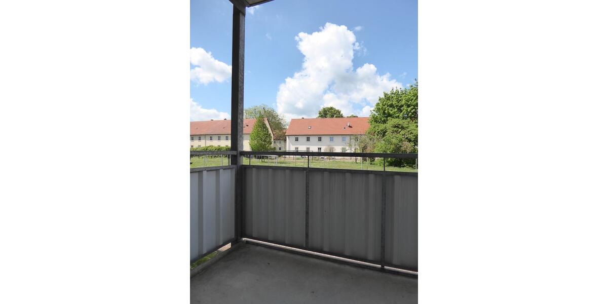 Erdgeschoßwohnung Bad Lauchstädt - 2 Zimmer, 43 m&sup2;, 279&euro; | Angebot:26252572