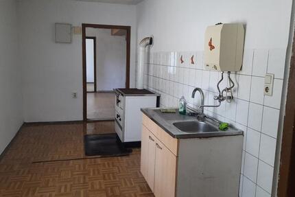 Wohnung Salzatal - 3 Zimmer, 79 m&sup2;, 260&euro; | Angebot:25637923