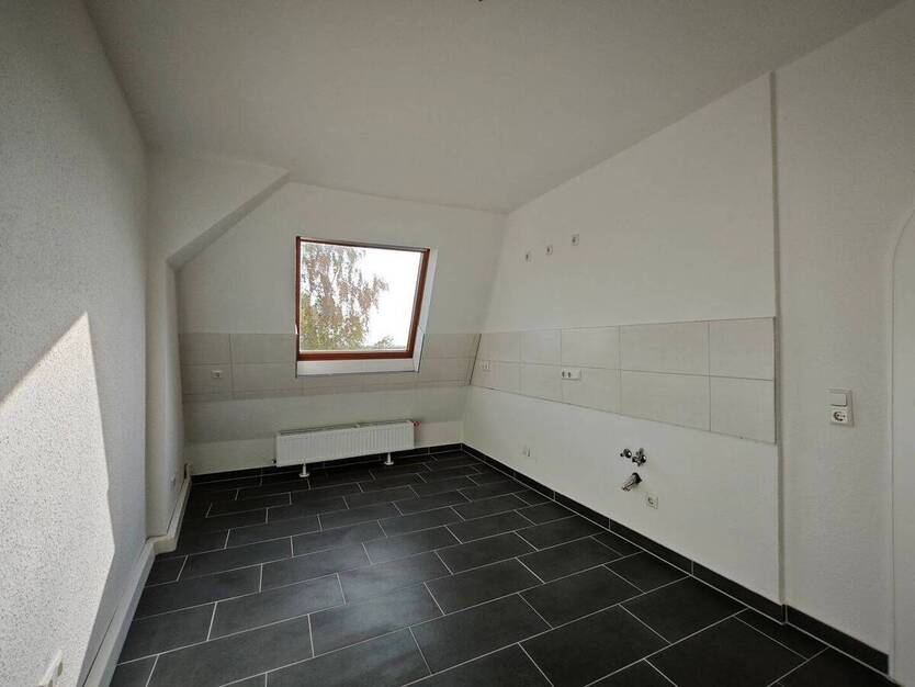 @ Sofort einziehen! Sanierte 4-Zimmer-Wohnung @ 4 zimmer