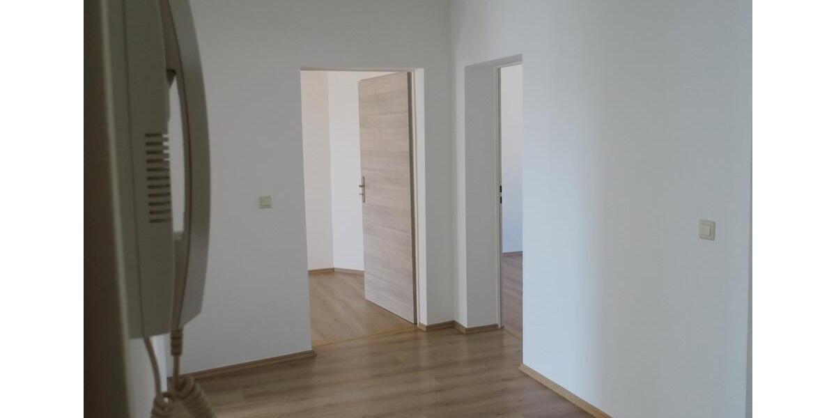 Dachgeschoßwohnung Sandersdorf-Brehna Torna - 3 Zimmer, 84 m&sup2;, 590&euro; | Angebot:26262555