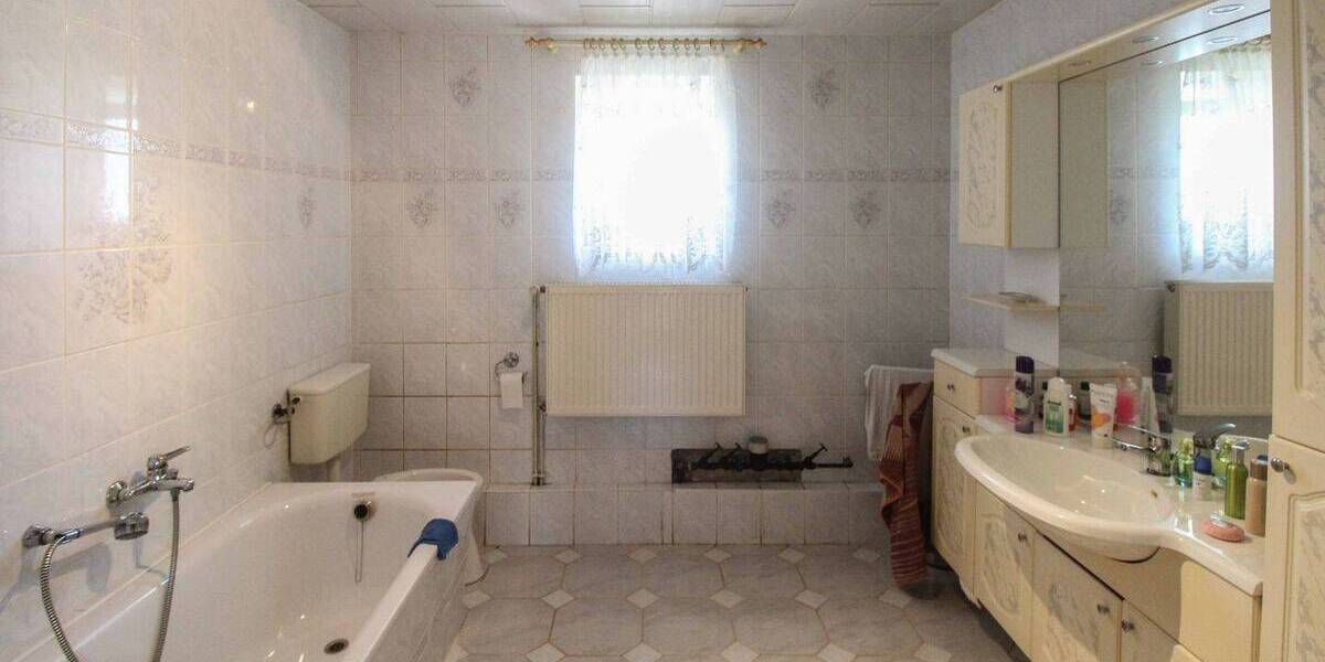 Einfamilienhaus Bad Lauchstädt Milzau - 5 Zimmer, 120 m&sup2;, 199.000&euro; | Angebot:26128511