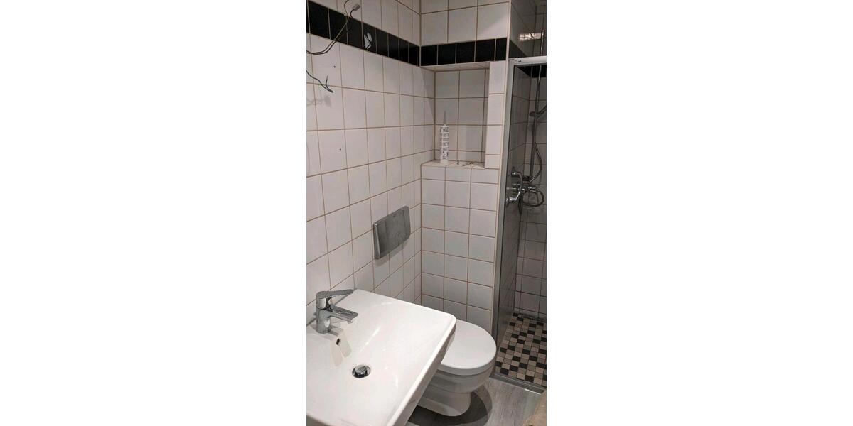 Erdgeschoßwohnung Wettin-Löbejün Löbejün - 2.5 Zimmer, 45 m&sup2;, 270&euro; | Angebot:26235448