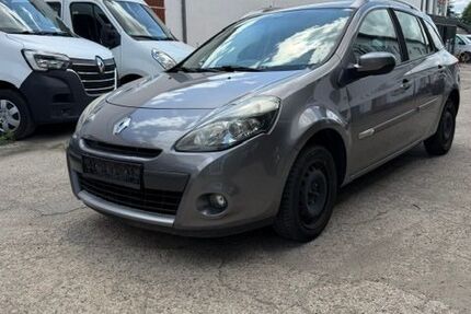 Renault Clio 105.000 km 2.999 &euro; Halle 06118