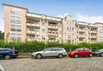 Charmante Wohnung mit eigener Terrasse im renommierten »Graphischen Viertel« mit TG und EBK