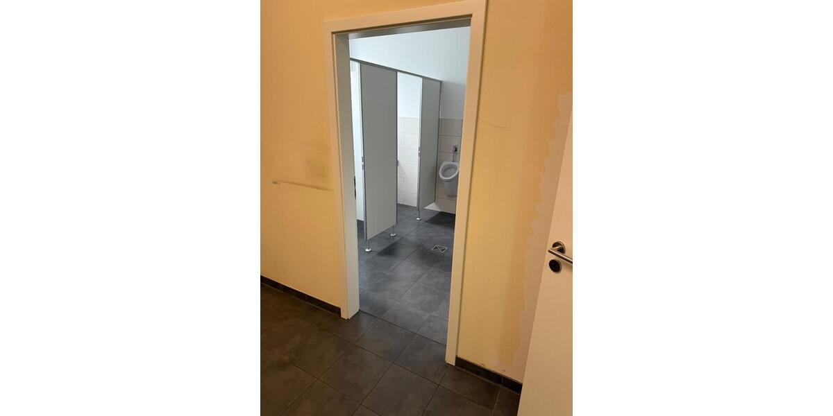 Einfamilienhaus Wettin-Löbejün Löbejün - 7 Zimmer, 250 m&sup2;, 8&euro; | Angebot:24728879