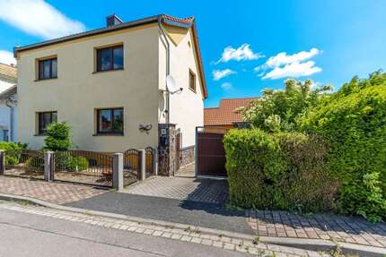 Haus zum Kaufen in Löbejün 329.000 € 126 m² 6 zimmer