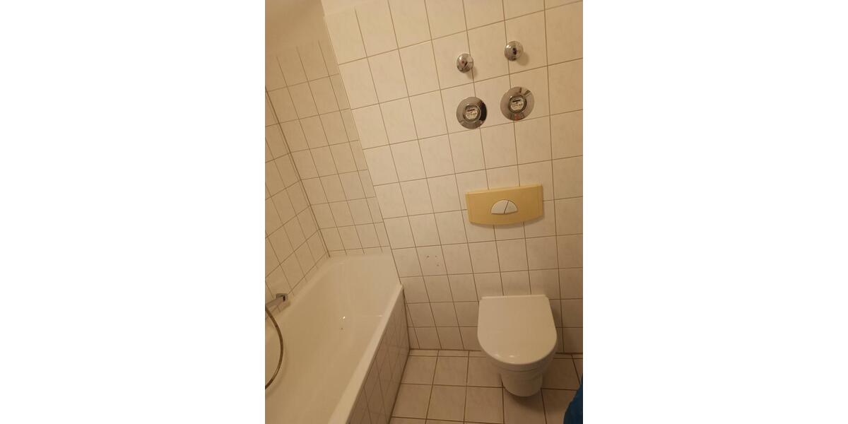 Erdgeschoßwohnung Bad Lauchstädt - 2 Zimmer, 72 m&sup2;, 99.000&euro; | Angebot:25960713