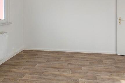 Wohnung Halle (Saale) Halle-Neustadt - 2 Zimmer, 54 m&sup2;, 282&euro; | Angebot:24353175