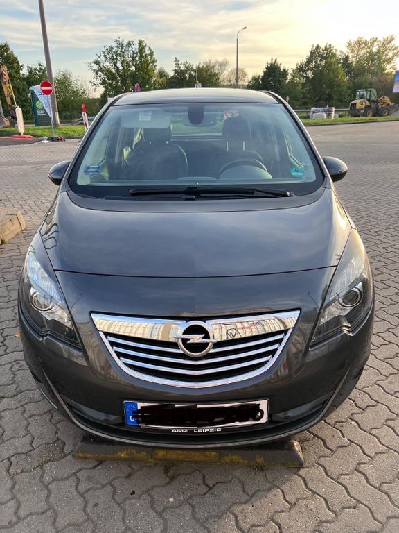 Opel Meriva 98.300 km 5.500 € Wettin Löbejün 06193