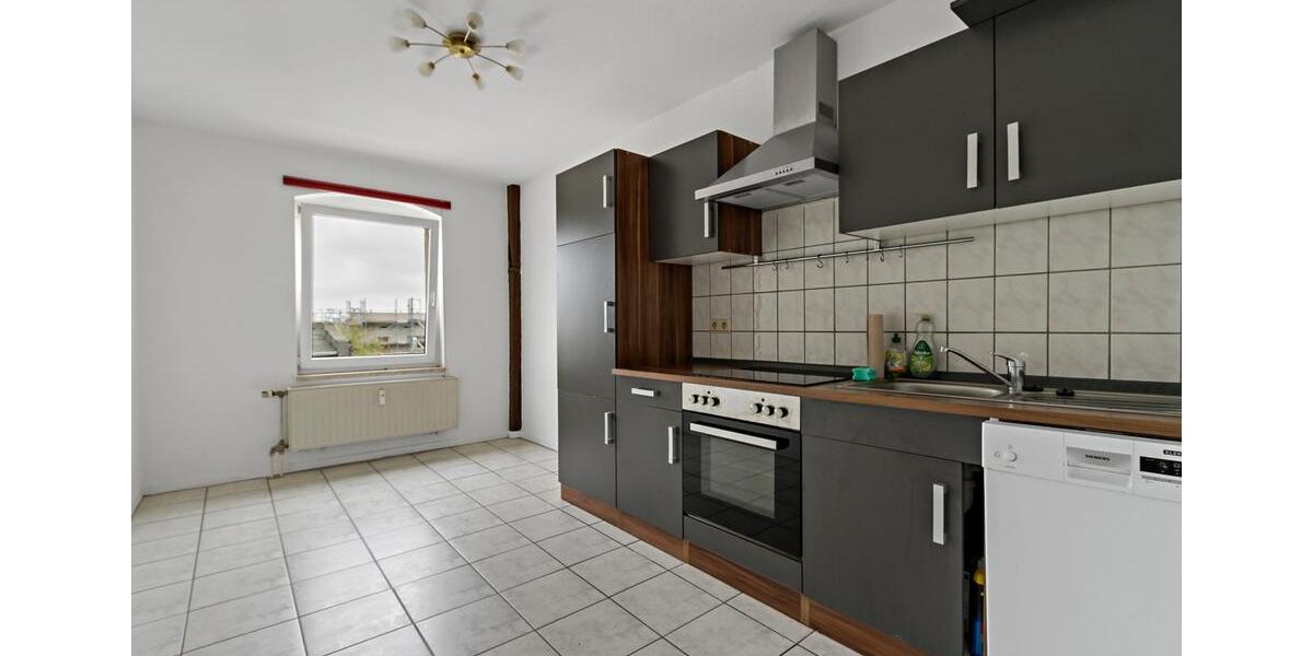 Dachgeschoßwohnung Halle (Saale) Damaschkestraße - 2.5 Zimmer, 71 m&sup2;, 575&euro; | Angebot:26455546