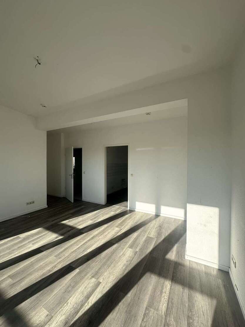 ++Große und Helle 3-Raumwohnung im Dachgeschoss++ 3 zimmer