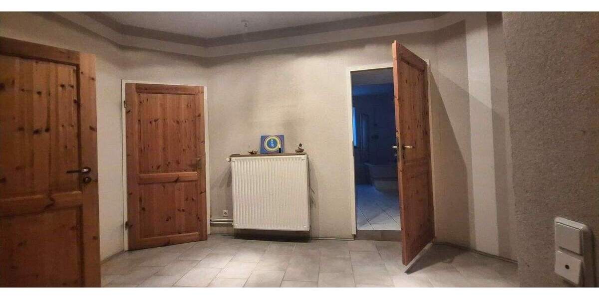 Reihenmittelhaus Querfurt - 5 Zimmer, 130 m&sup2;, 125.000&euro; | Angebot:25801820