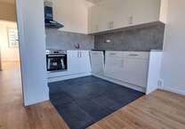 Wohnung zum Mieten in Halle 415 € 63.81 m²