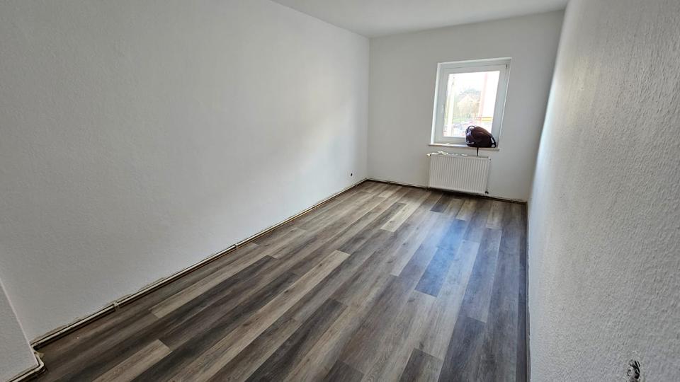 Etagenwohnung Köthen (Anhalt) - 4 Zimmer, 96 m&sup2;, 550&euro; | Angebot:26458945