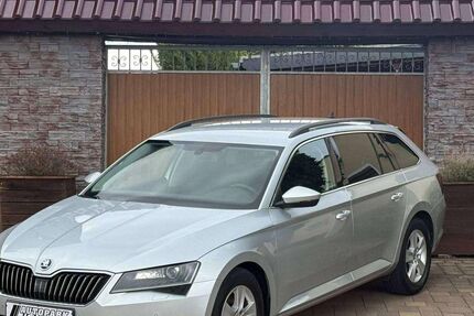 Skoda Superb 254.555 km 7.999 &euro; Salzatal 06198