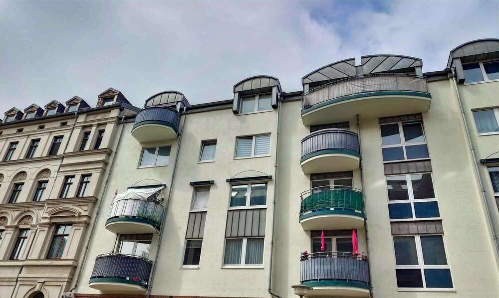 Etagenwohnung Halle Damaschkestraße - 3 Zimmer, 83 m&sup2;, 180.000&euro; | Angebot:27030102