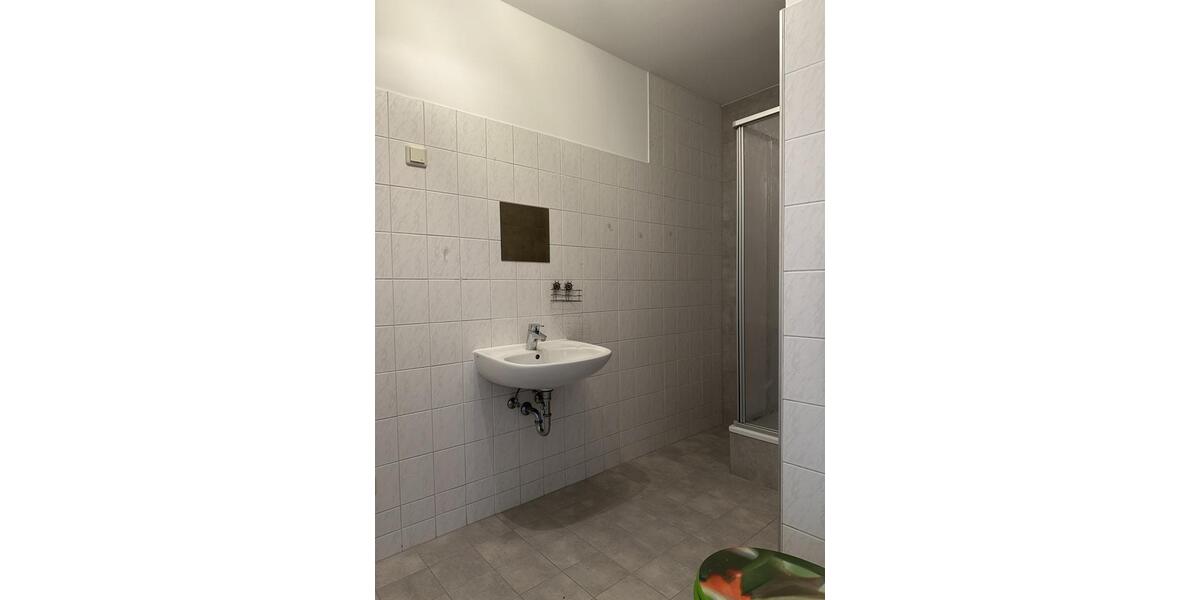 Etagenwohnung Halle (Saale) Büschdorf - 3 Zimmer, 69 m&sup2;, 555&euro; | Angebot:25932939