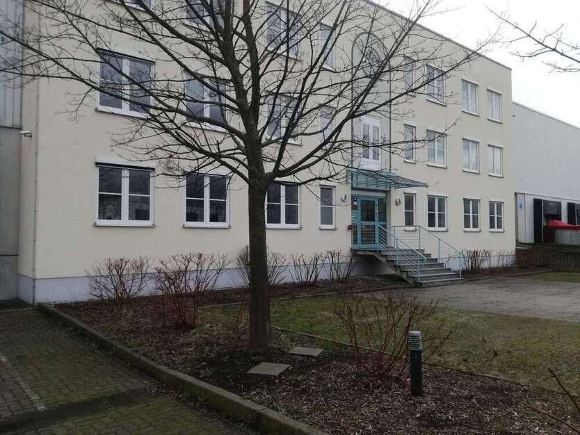 Halle in Schkeuditz 8.580 € 1455 m²