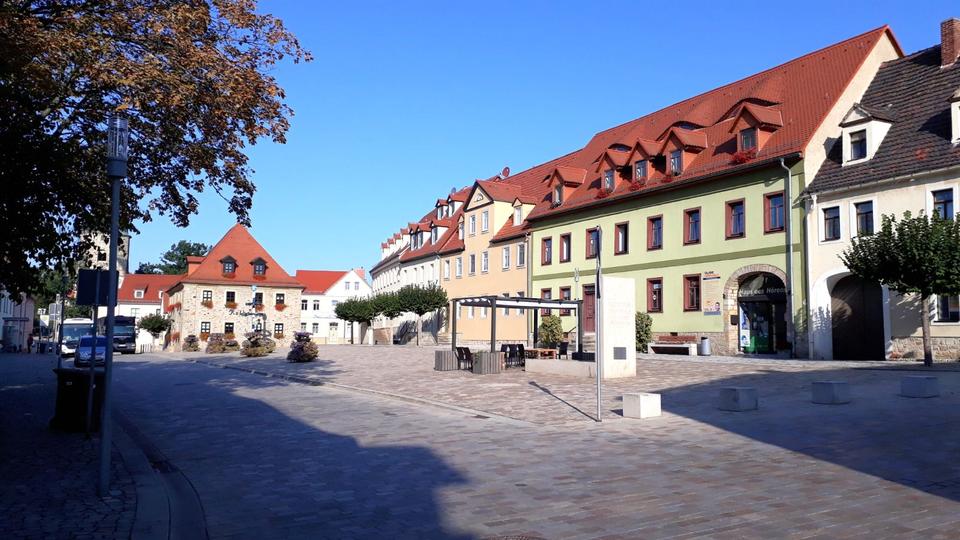 Einfamilienhaus Bad Lauchstädt - 3.5 Zimmer, 100 m&sup2;, 990&euro; | Angebot:25568495