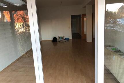 Verkaufe helle und ruhige 2 Zimmer Wohnung