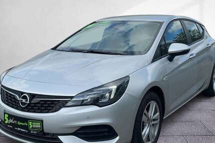 Opel Astra 18.298 km 13.240 € Halle 06130
