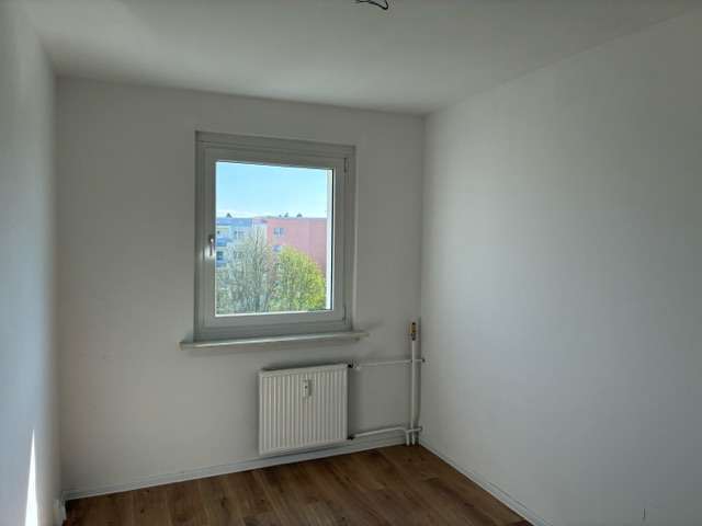 Etagenwohnung Halle (Saale) Neustadt - 3 Zimmer, 57 m&sup2;, 302&euro; | Angebot:26187485