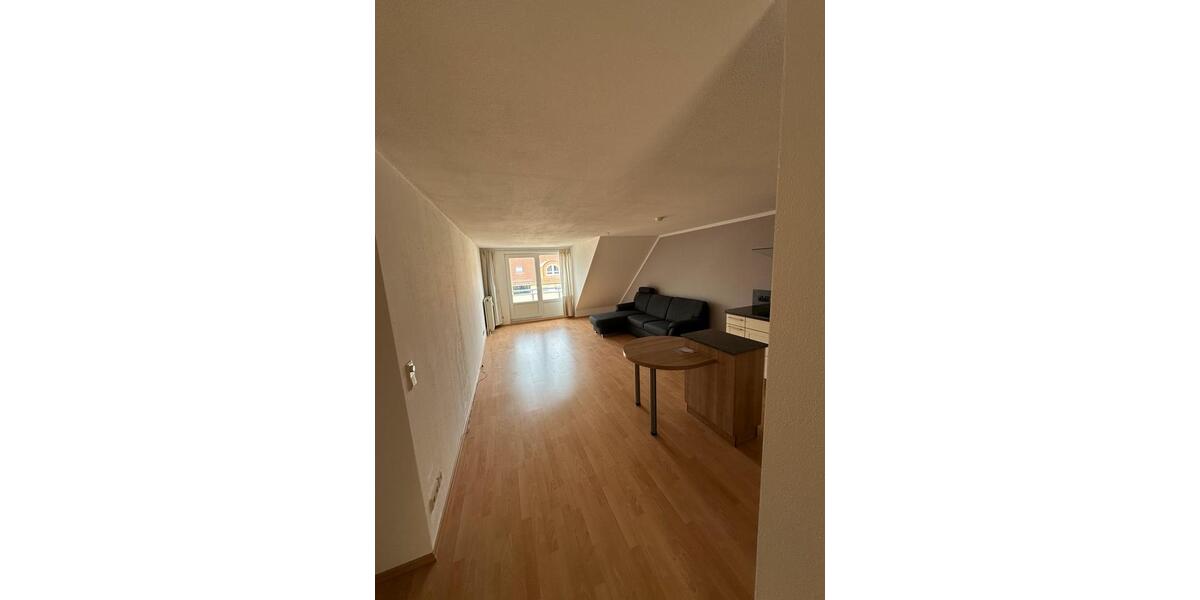 Dachgeschoßwohnung Köthen (Anhalt) - 3 Zimmer, 62 m&sup2;, 495&euro; | Angebot:26033186