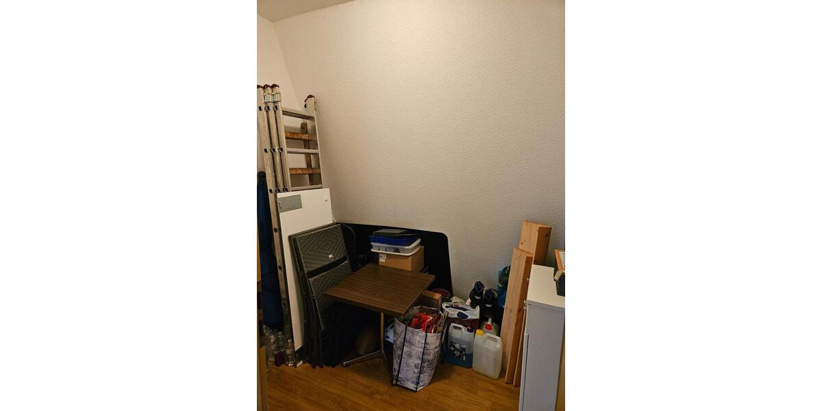 Dachgeschoßwohnung Bad Dürrenberg - 2 Zimmer, 61 m&sup2;, 115.000&euro; | Angebot:25539480