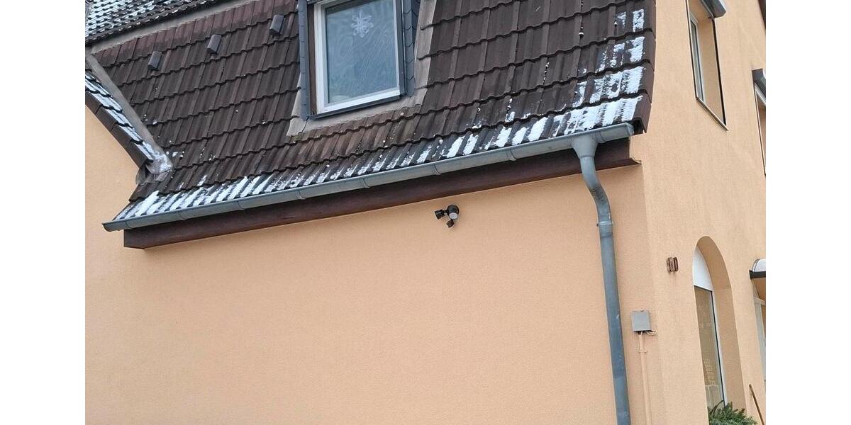 Etagenwohnung Halle (Saale) Büschdorf - 4 Zimmer, 90 m&sup2;, 1.125&euro; | Angebot:24454800