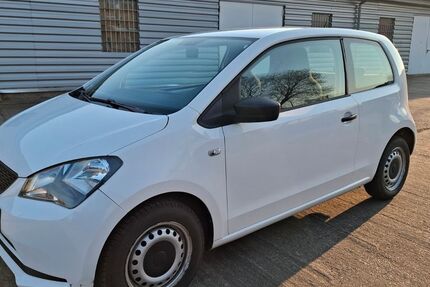 Seat Mii 177.895 km 3.799 &euro; Halle 06116