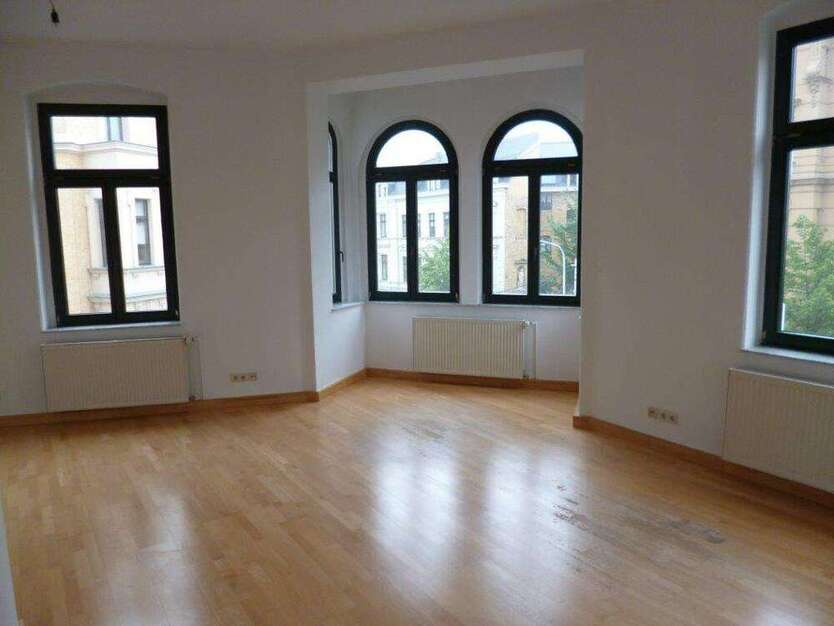 Wohnung zum Mieten in Halle 470 € 57.67 m²