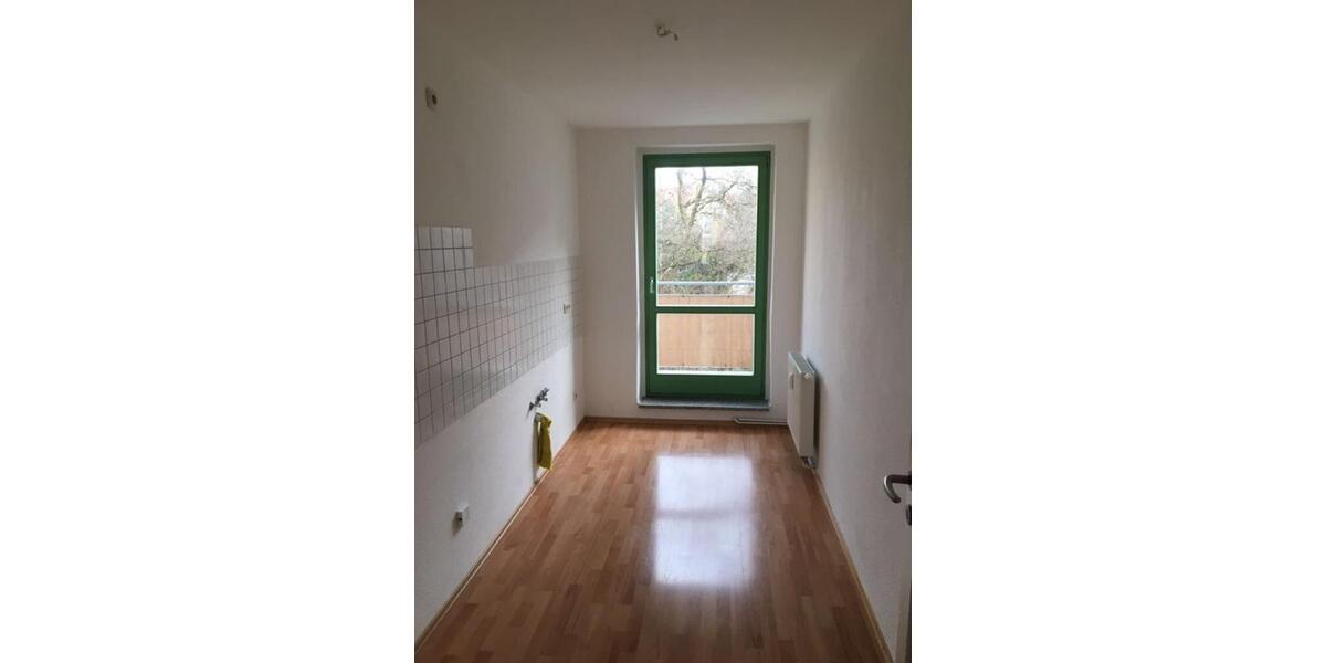 Hochparterre Halle (Saale) Damaschkestraße - 3 Zimmer, 73 m&sup2;, 510&euro; | Angebot:24429595