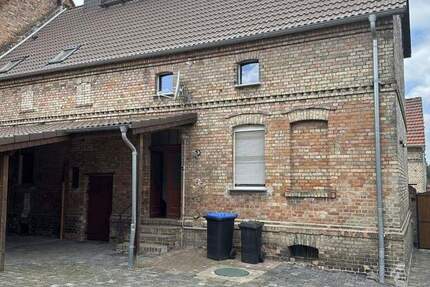 Haus Röblingen am See Röblingen am See - 1 Zimmer, 220 m&sup2;, 260.000&euro; | Angebot:25820146