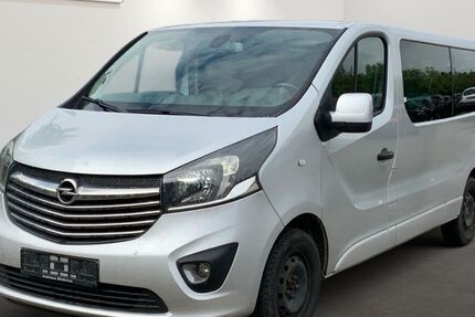 Opel Vivaro 205.233 km 8.599 € Brehna 06796