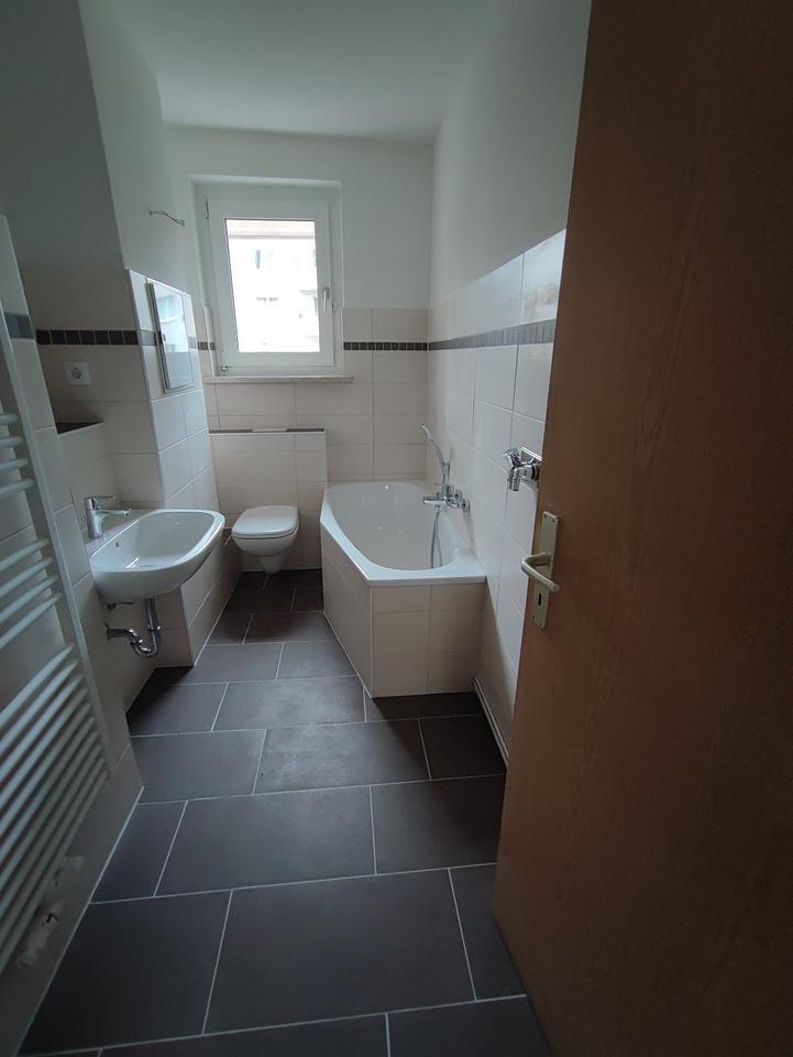 Dreiraumwohnung im 1.Obergeschoss- ab sofort frei! zimmer