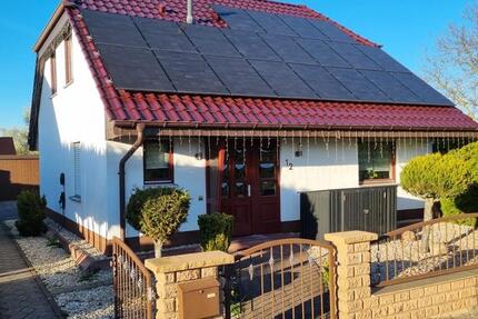 Haus Bitterfeld-Wolfen Wolfen - 4 Zimmer, 135 m&sup2;, 379.000&euro; | Angebot:26146184
