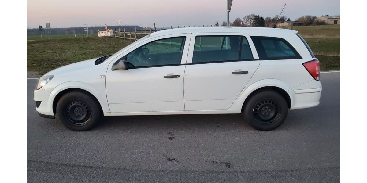 Opel Astra 137.000 km 2.720 &euro; Gröst 06632