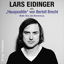 Lars Eidinger liest und singt Bertolt Brecht's Hauspostille