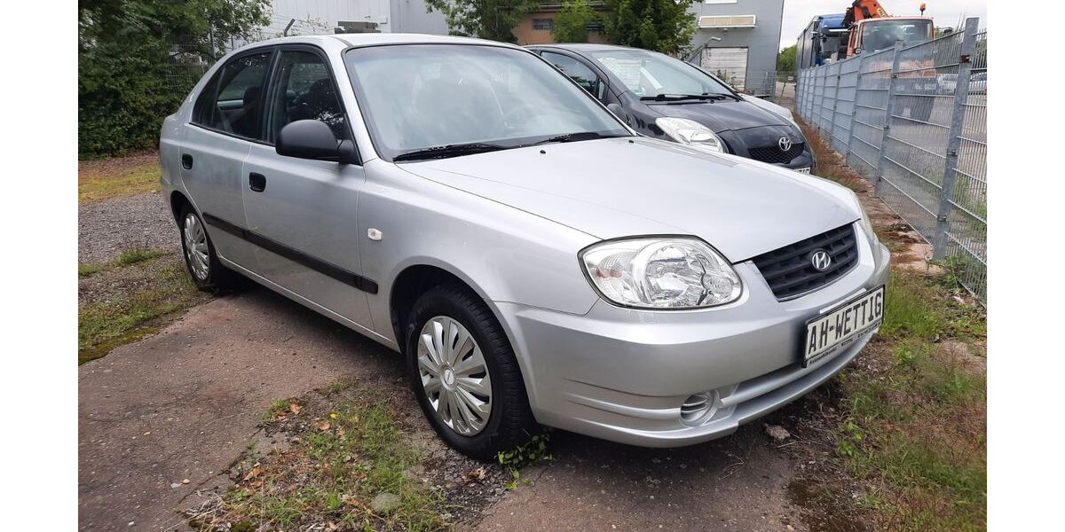 Hyundai Accent 72.900 km 2.999 &euro; Köthen 06366