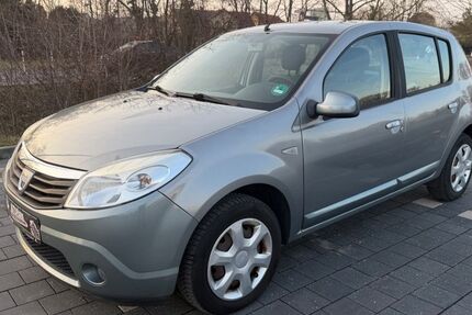 Dacia Sandero 129.000 km 1.950 &euro; Holleben 06179